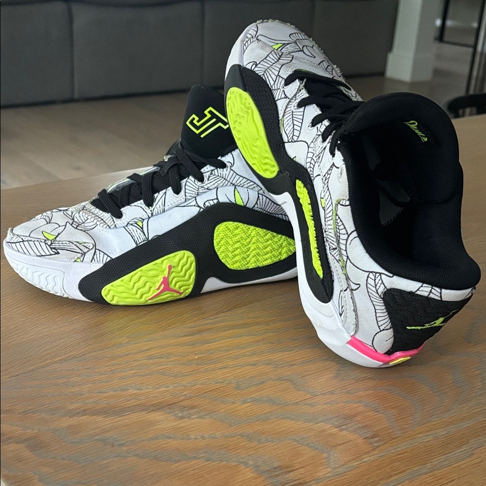 Jordan Tatum 2 Momma’s Boy Sneakers